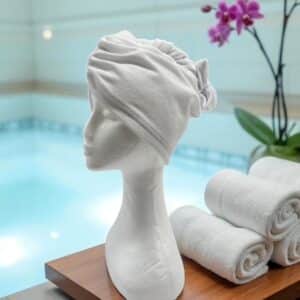 Turban na głowę sauna-spa , nakrycie głowy biała frota