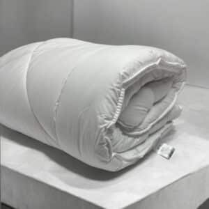 Kołdra wymiary 155 cm x 200 cm mikrofibra francuska, atest PZH ,certyfikat OEKO-TEX